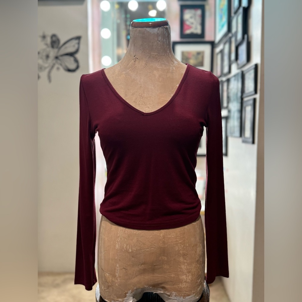 Classic Wine V-Neck Long Sleeve – Soft, Simple, Essential